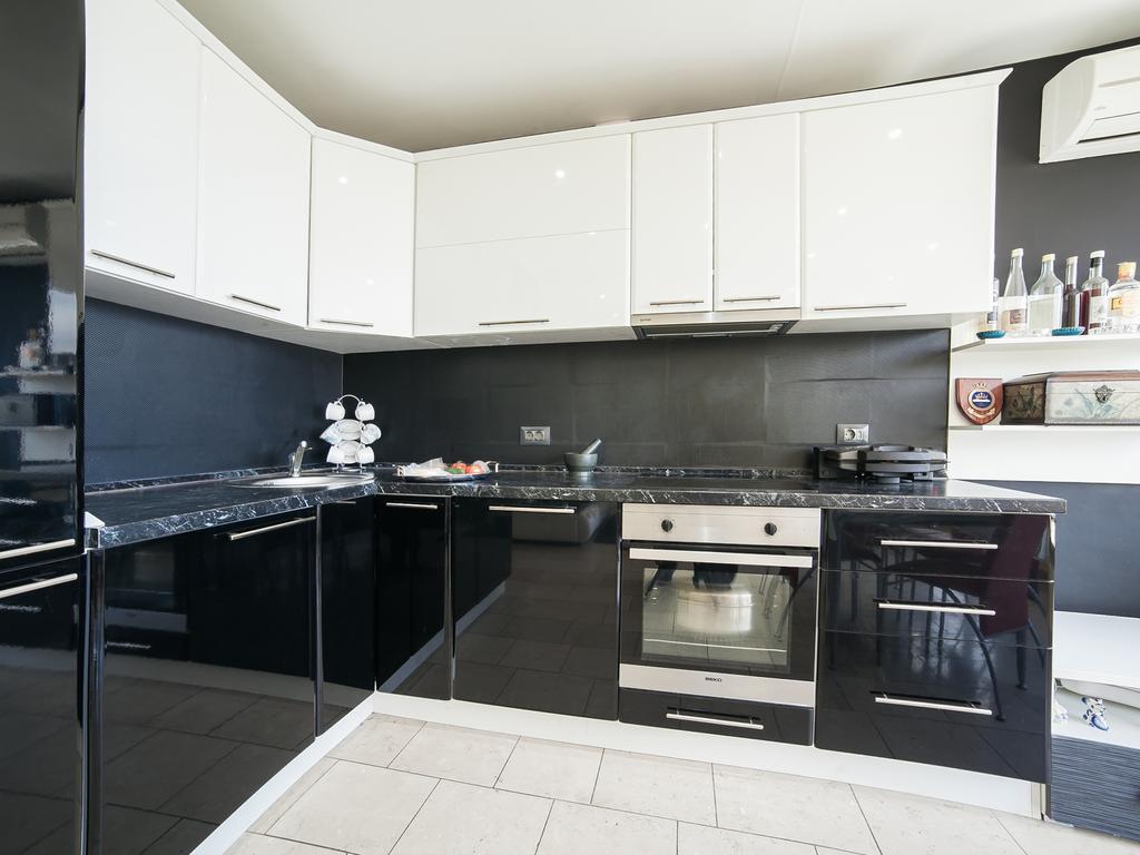 Apartments Princess View Sveti Stefan Ngoại thất bức ảnh