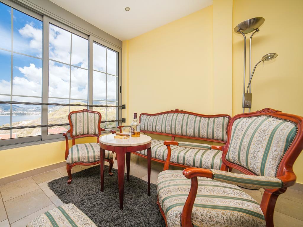 Apartments Princess View Sveti Stefan Ngoại thất bức ảnh